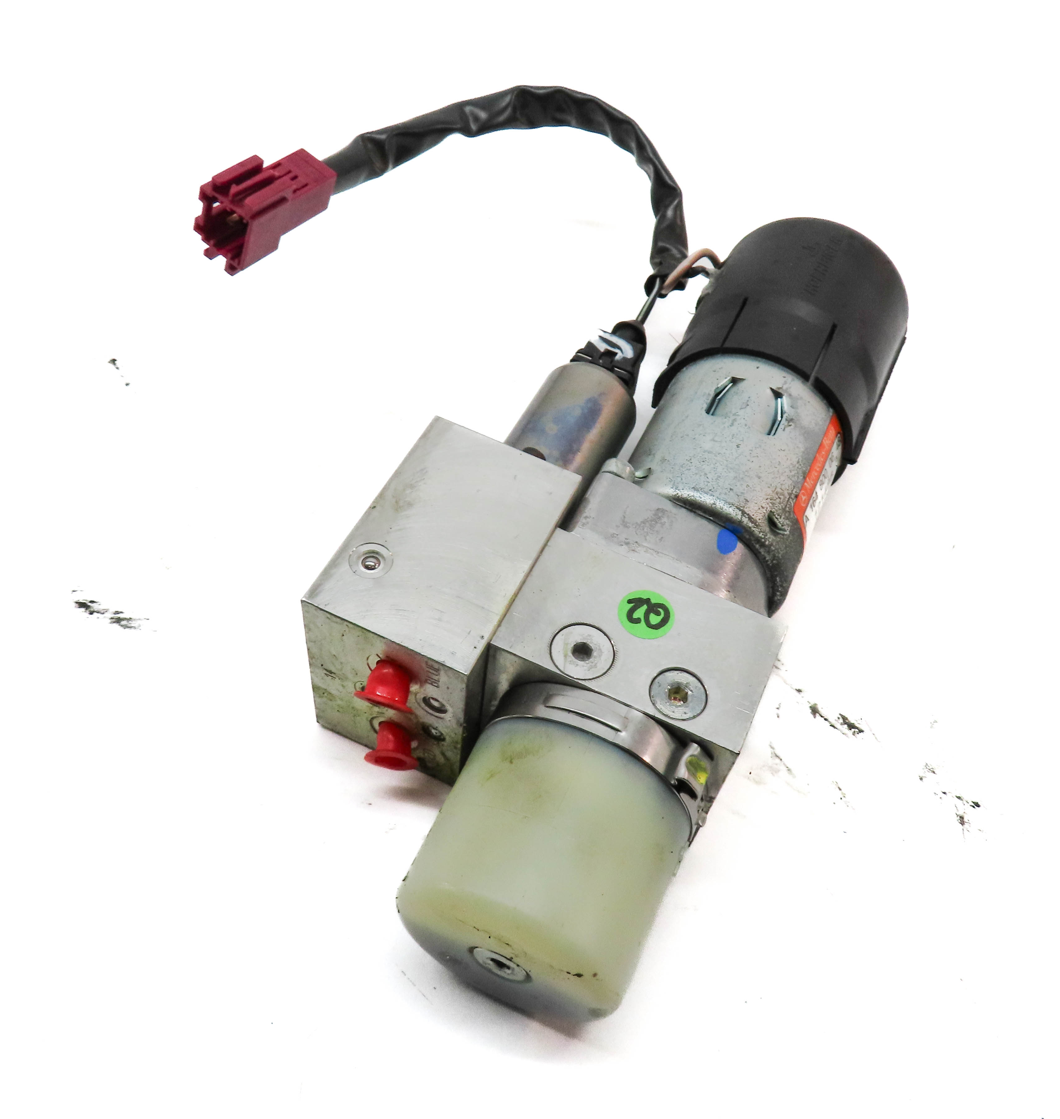 2006-2009 MERCEDES ML-CLASS (W164) REAR TRUNK LIFT MOTOR w/ RAM & LINES (4-PIN) — exact item pictured